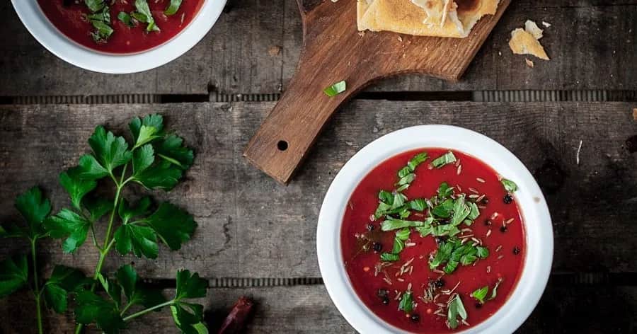 Jakie zupy na przeziębienie skutecznie wspierają odporność?