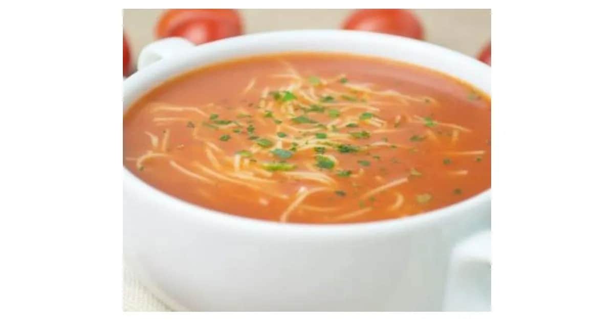 Zupa pomidorowa jak u mamy w Thermomix – smak dzieciństwa w 30 minut