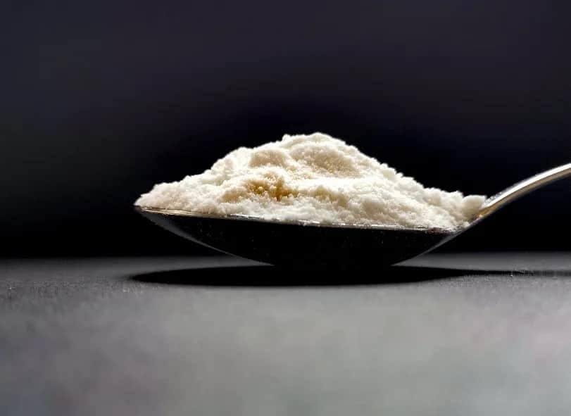 Ile ml ma łyżka do zupy? Odkryj standardowe pojemności i różnice