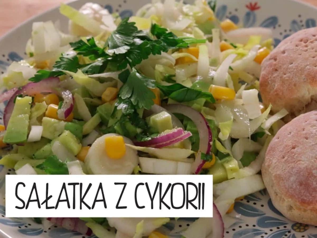Jak zrobić sałatkę z cykorii - proste przepisy na zdrowe danie