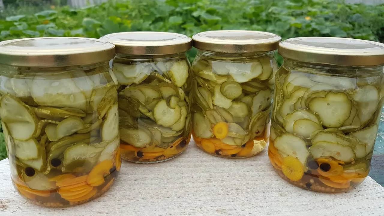 Jak zrobić sałatkę szwedzką z ogórków – prosty przepis na smaczną sałatkę