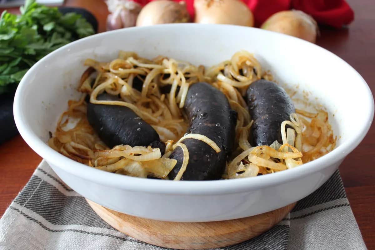 Kaszanka w piekarniku ile piec, aby uzyskać idealny smak i chrupkość