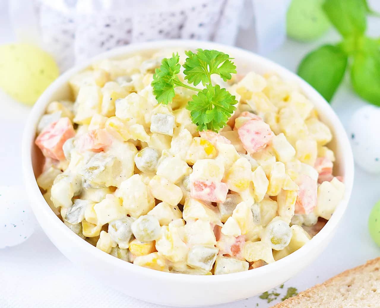 Czy sałatka jarzynowa jest tucząca? Sprawdź, co naprawdę zawiera